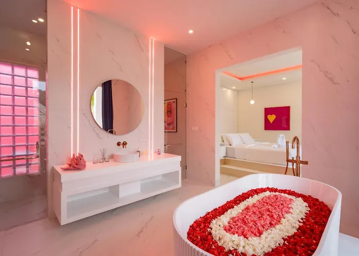 Ferienhaus Pink Paradise Canggu Tanah Lot