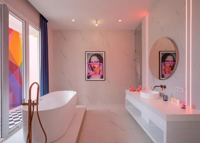 Pink Paradise Canggu Ferienhaus *