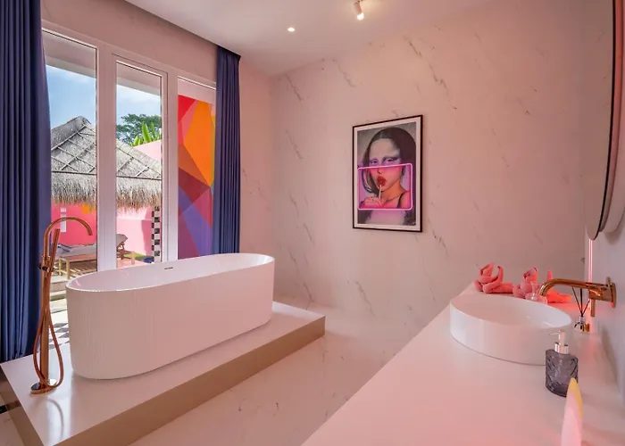 Pink Paradise Canggu Ferienhaus Tanah Lot