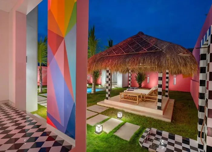 Ferienhaus Pink Paradise Canggu Tanah Lot